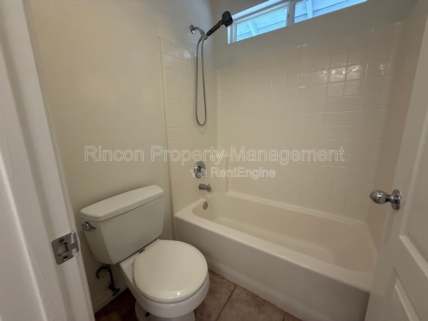 **Spacious Single Family Home Near The Coast** Available Now! property image