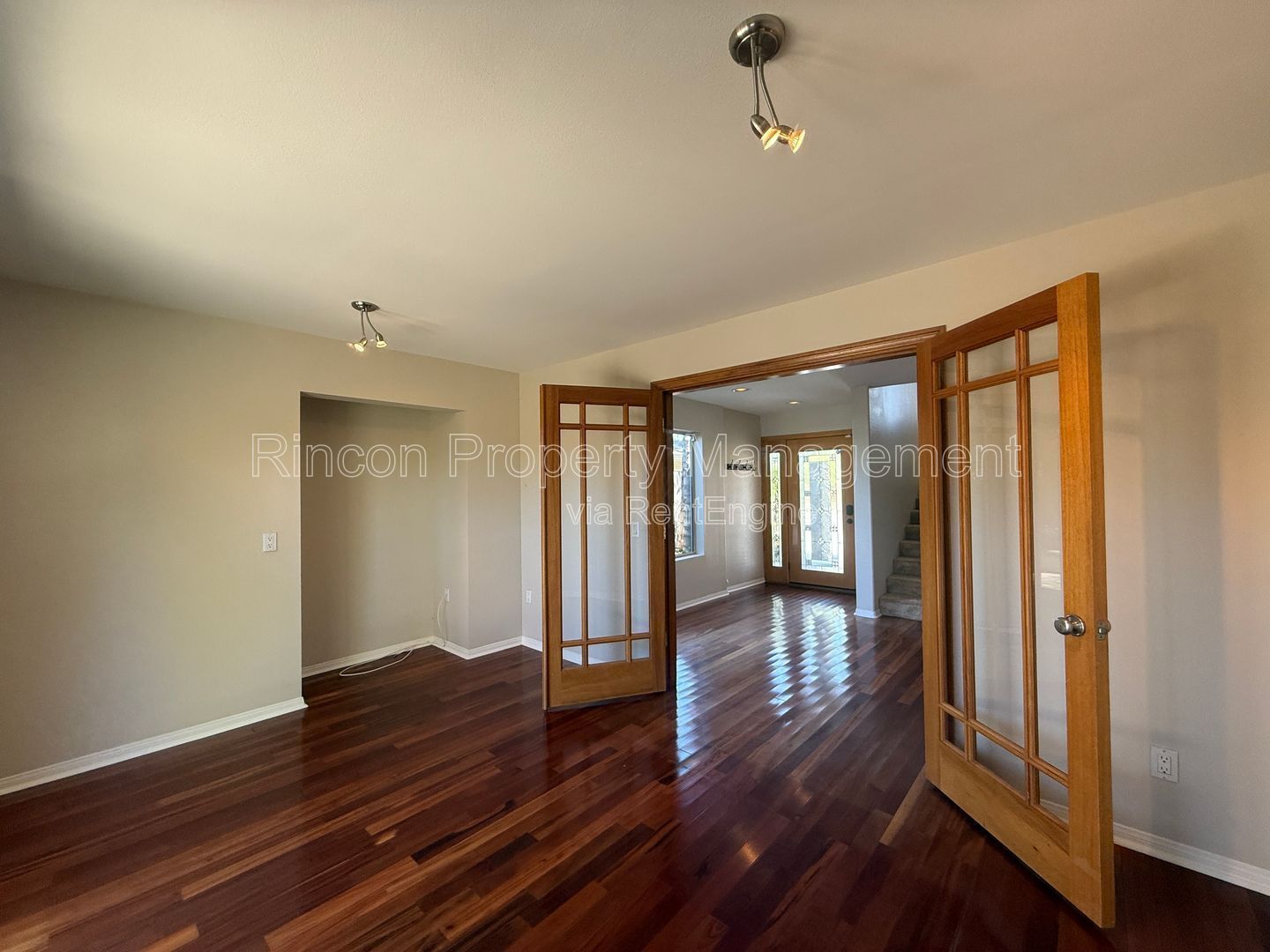 ***2,800 Square feet of California Coastal Living*** Available Now! property image