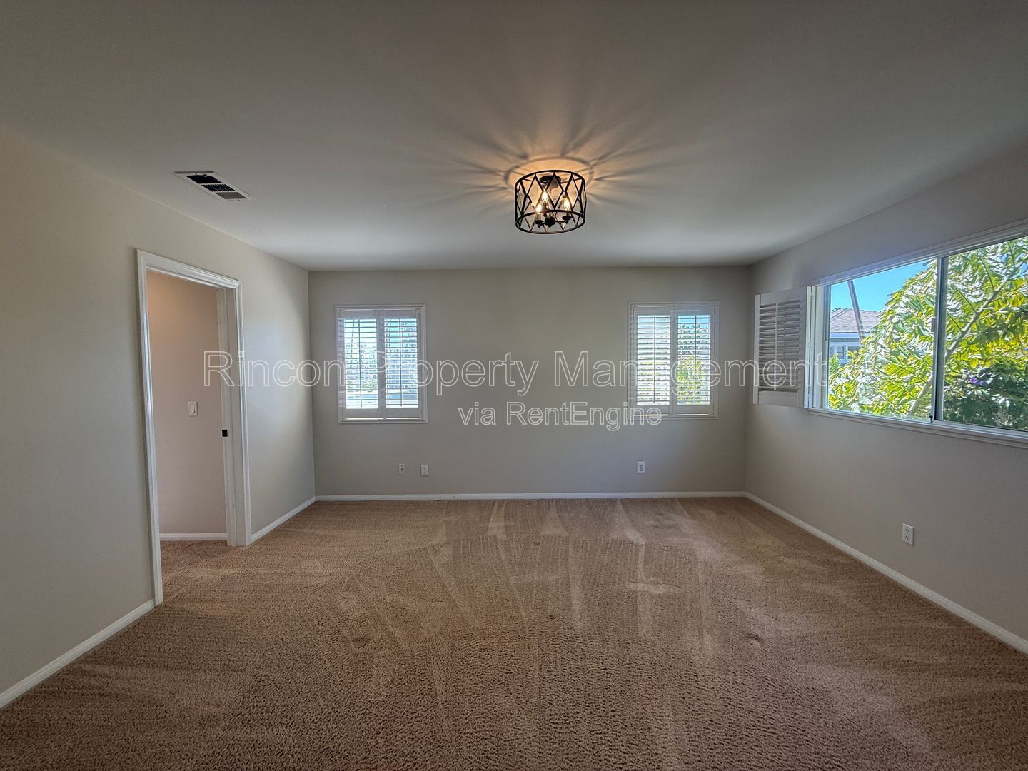 ***2,800 Square feet of California Coastal Living*** Available Now! property image