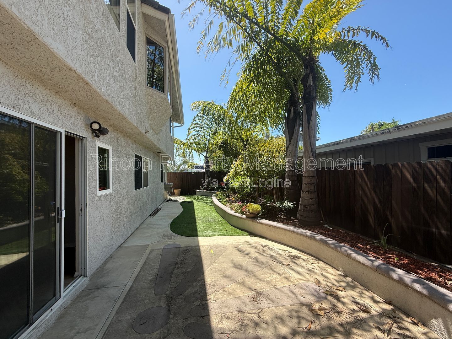 ***2,800 Square feet of California Coastal Living*** Available Now! property image