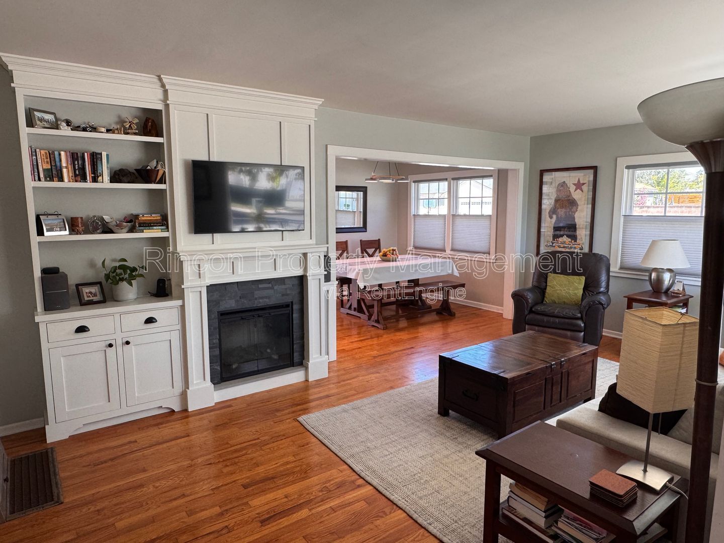 ***Furnished Single Family Home in Mid-Town Ventura*** Available this Summer! property image