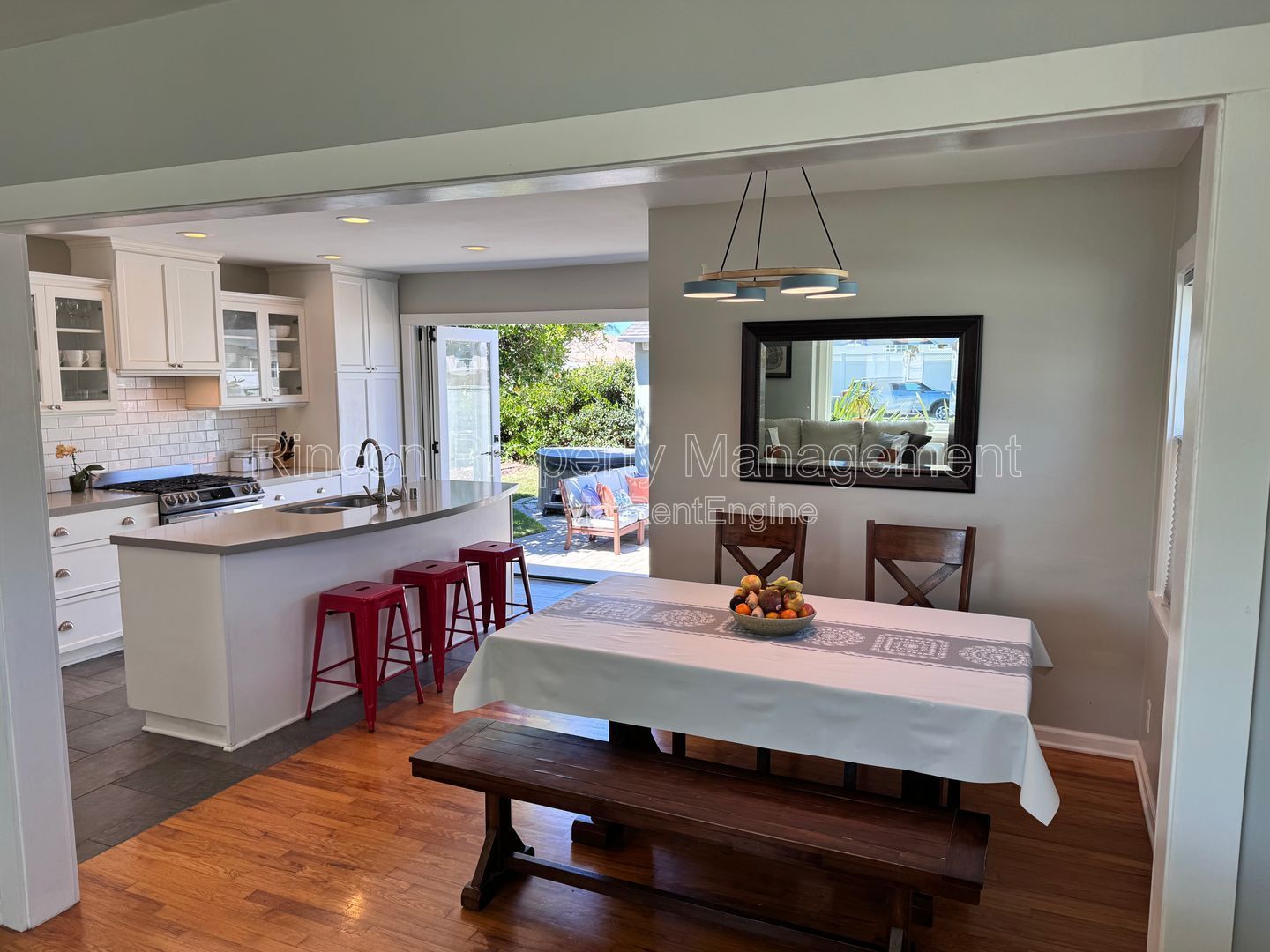 ***Furnished Single Family Home in Mid-Town Ventura*** Available this Summer! property image