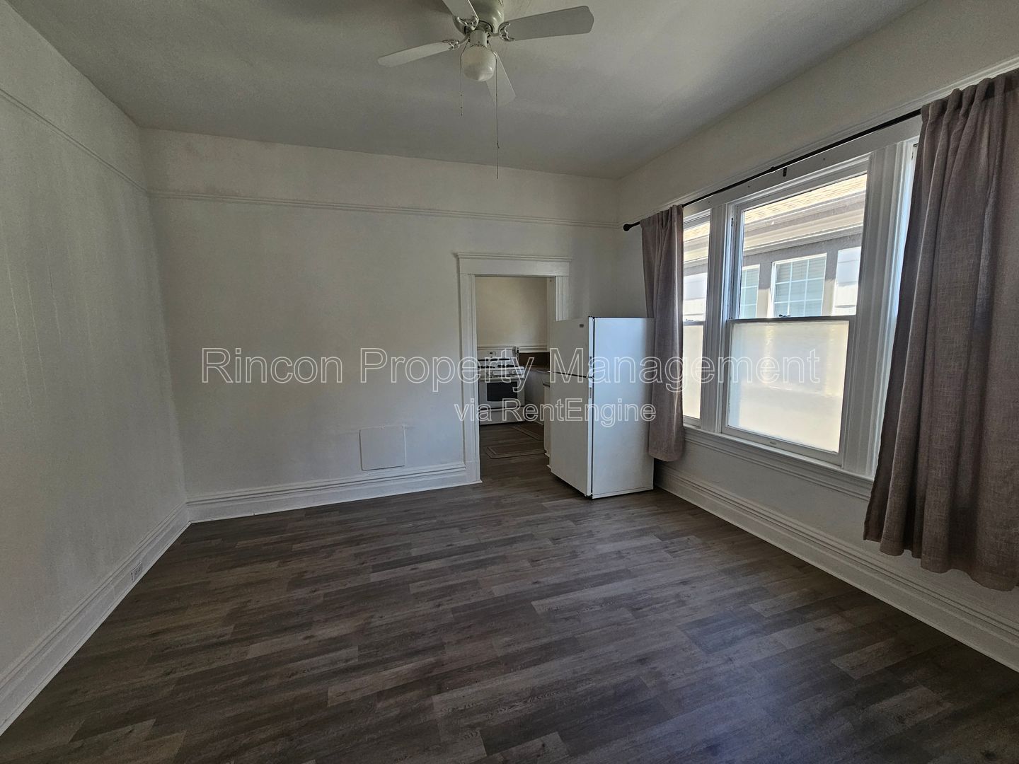 ***1 bed, 1 bath Apartment in the heart of Oxnard*** Available Now!!! property image