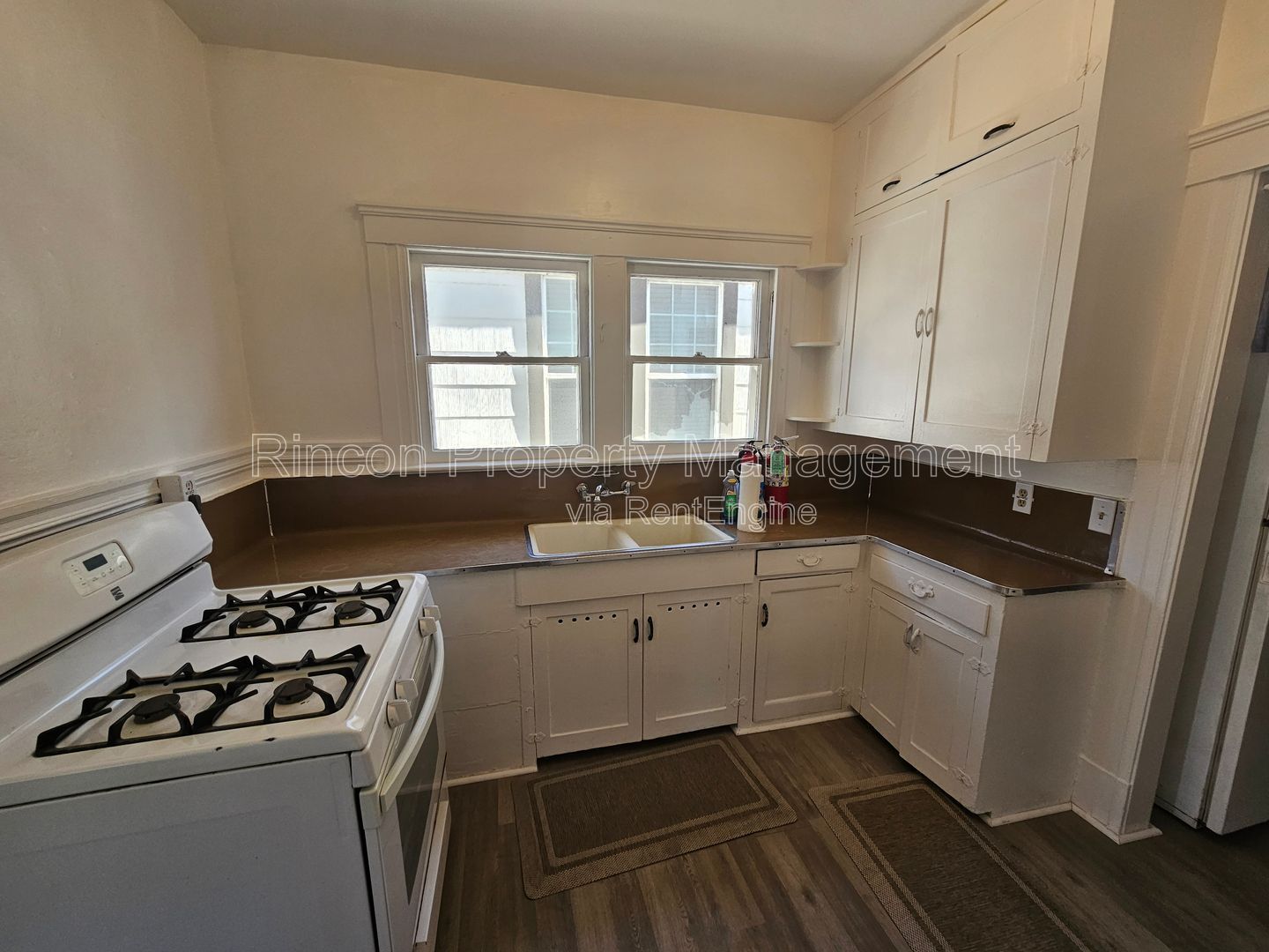 ***1 bed, 1 bath Apartment in the heart of Oxnard*** Available Now!!! property image