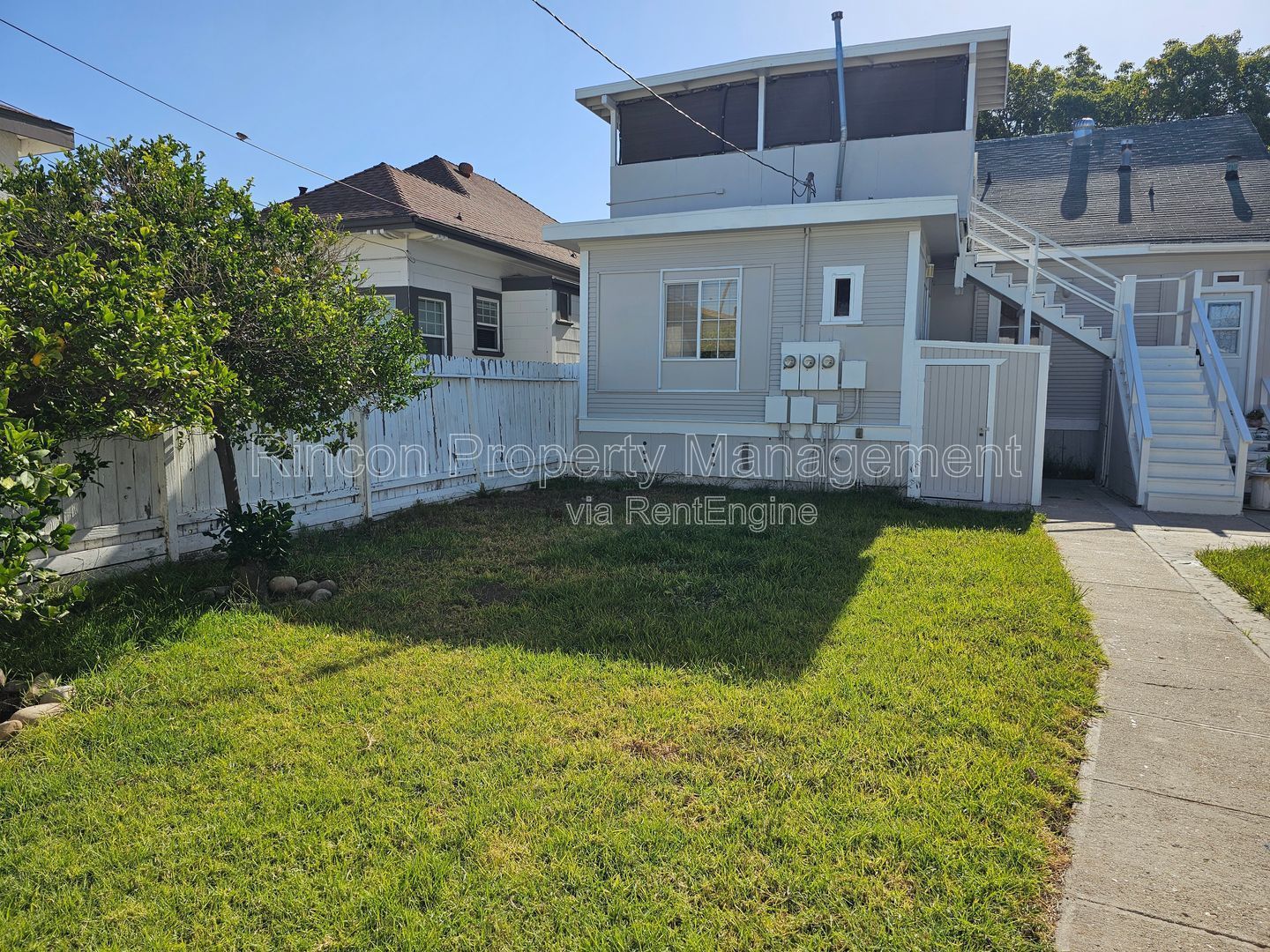 ***1 bed, 1 bath Apartment in the heart of Oxnard*** Available Now!!! property image