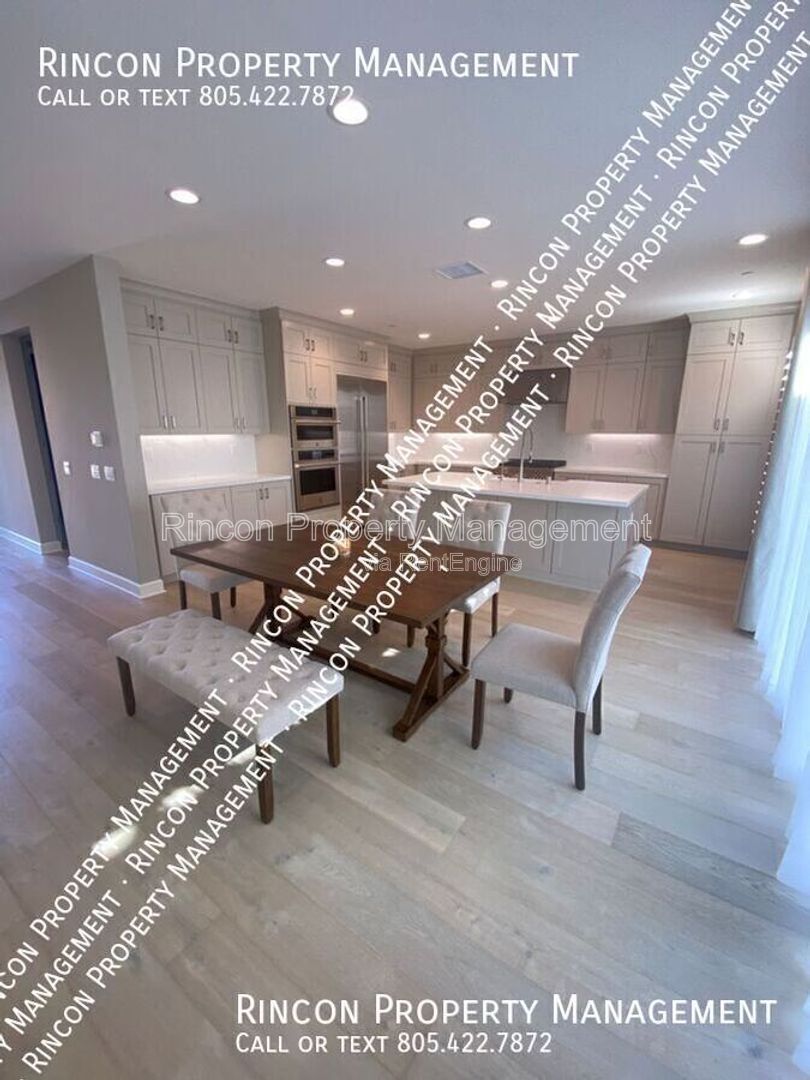 ROOM FOR RENT with Shared Bathroom and Shared Furnished Common Areas in *Del Sol - Ventura* property image