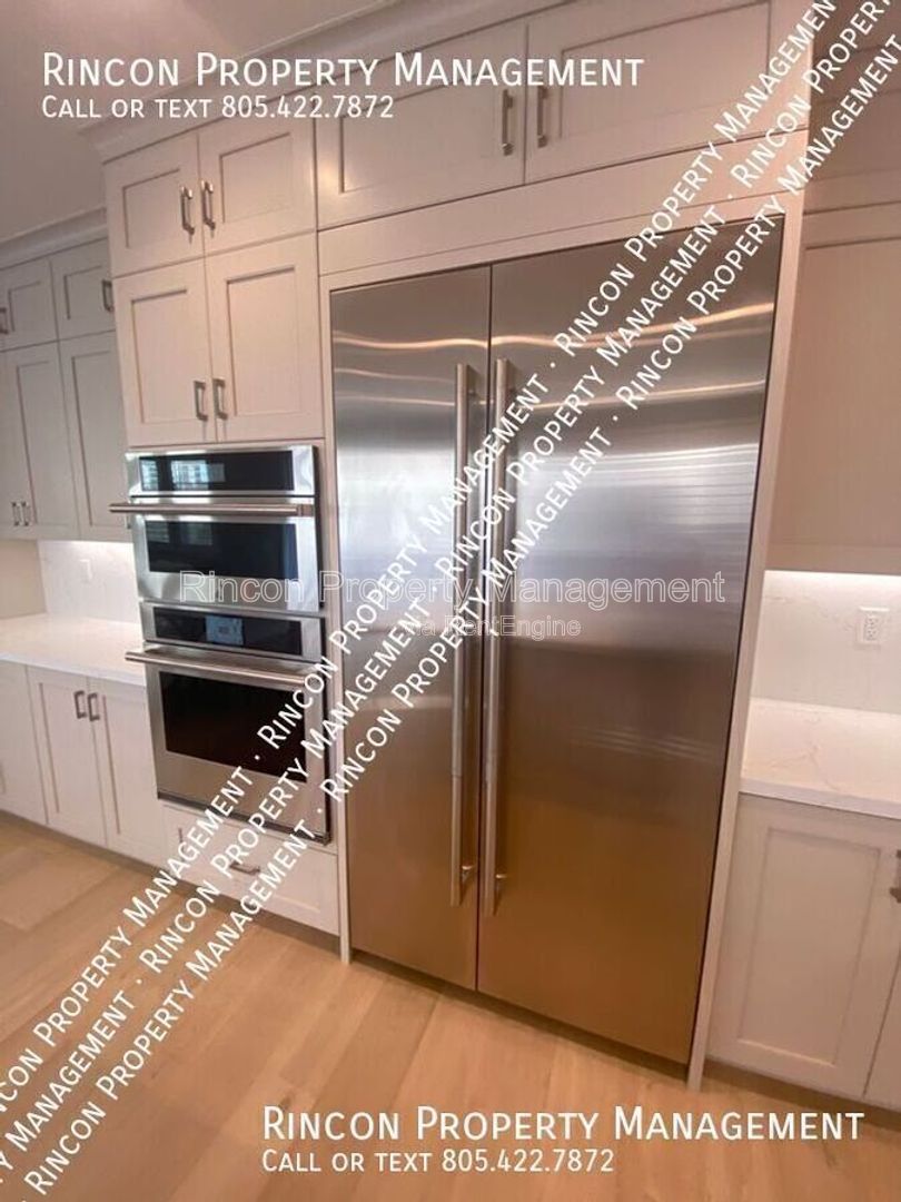 ROOM FOR RENT with Shared Bathroom and Shared Furnished Common Areas in *Del Sol - Ventura* property image