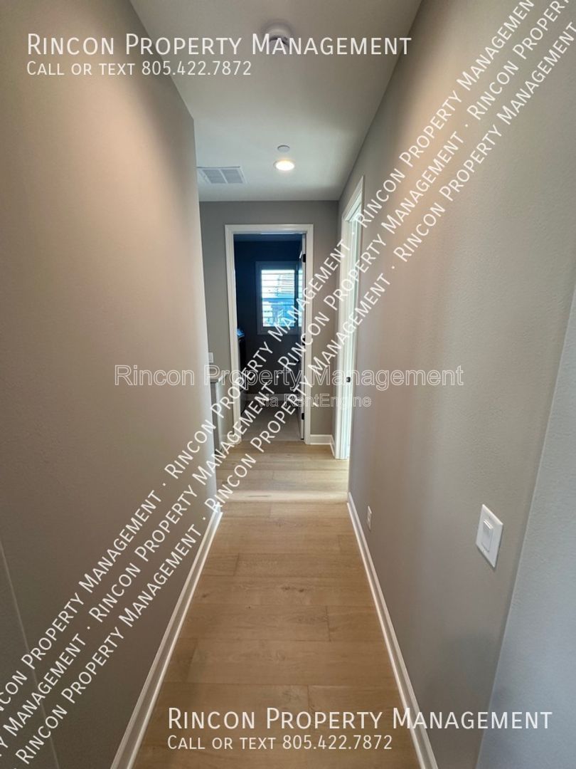 ROOM FOR RENT with Shared Bathroom and Shared Furnished Common Areas in *Del Sol - Ventura* property image