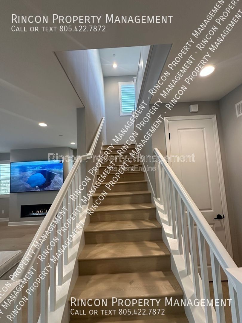 ROOM FOR RENT with Shared Bathroom and Shared Furnished Common Areas in *Del Sol - Ventura* property image