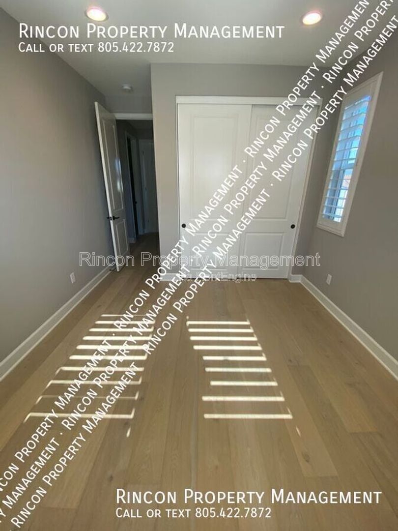 ROOM FOR RENT with Shared Bathroom and Shared Furnished Common Areas in *Del Sol - Ventura* property image