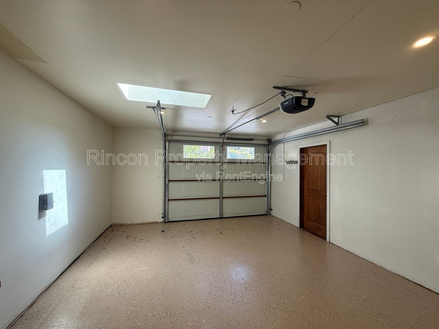 *Island and Ocean Views* 3 bedrooms/3 baths *3129 square feet of living space* property image