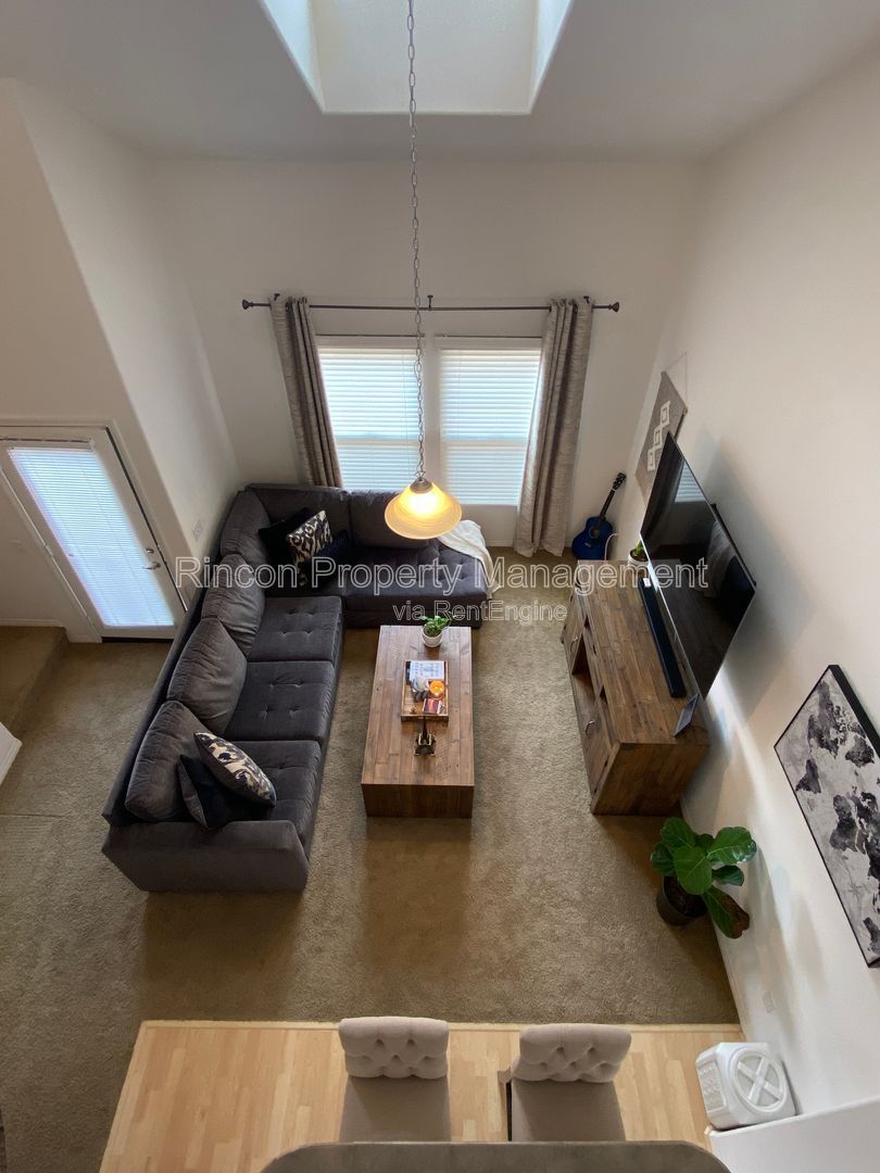 *Stunning 2-bedroom 3-story townhouse*** Available soon property image