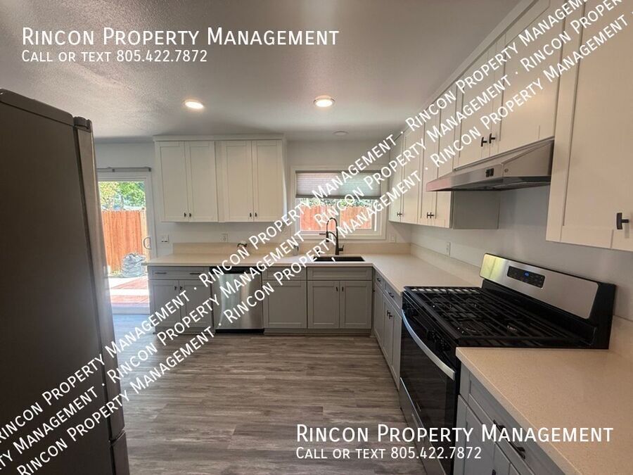 *Ventura East* Corner Lot, 3 Bedrooms/2 Baths property image