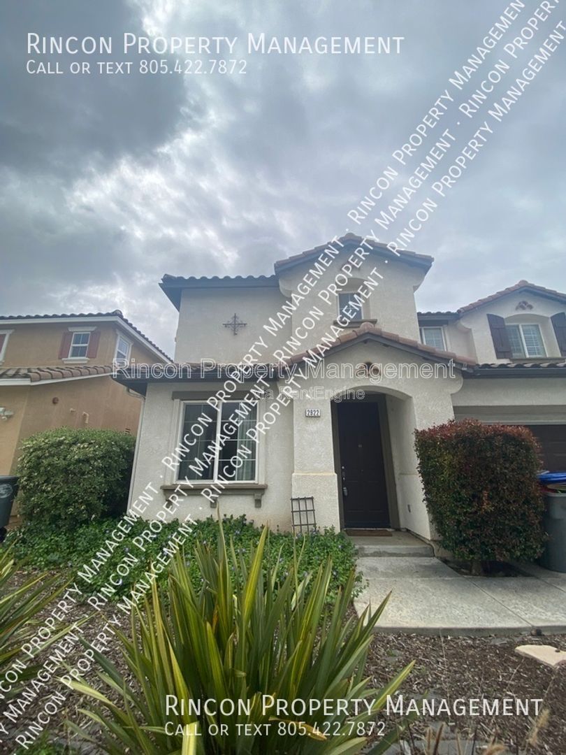 Spacious 3 Bedroom 2 Bathroom in Oxnard with Large Patio property image