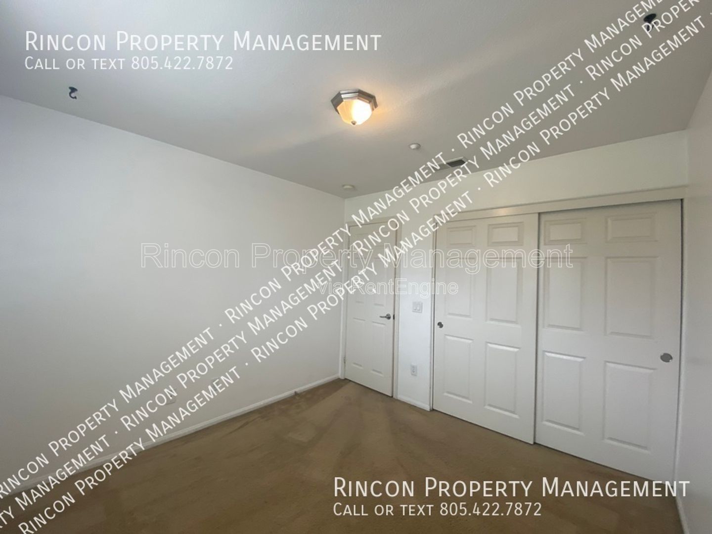 Spacious 3 Bedroom 2 Bathroom in Oxnard with Large Patio property image