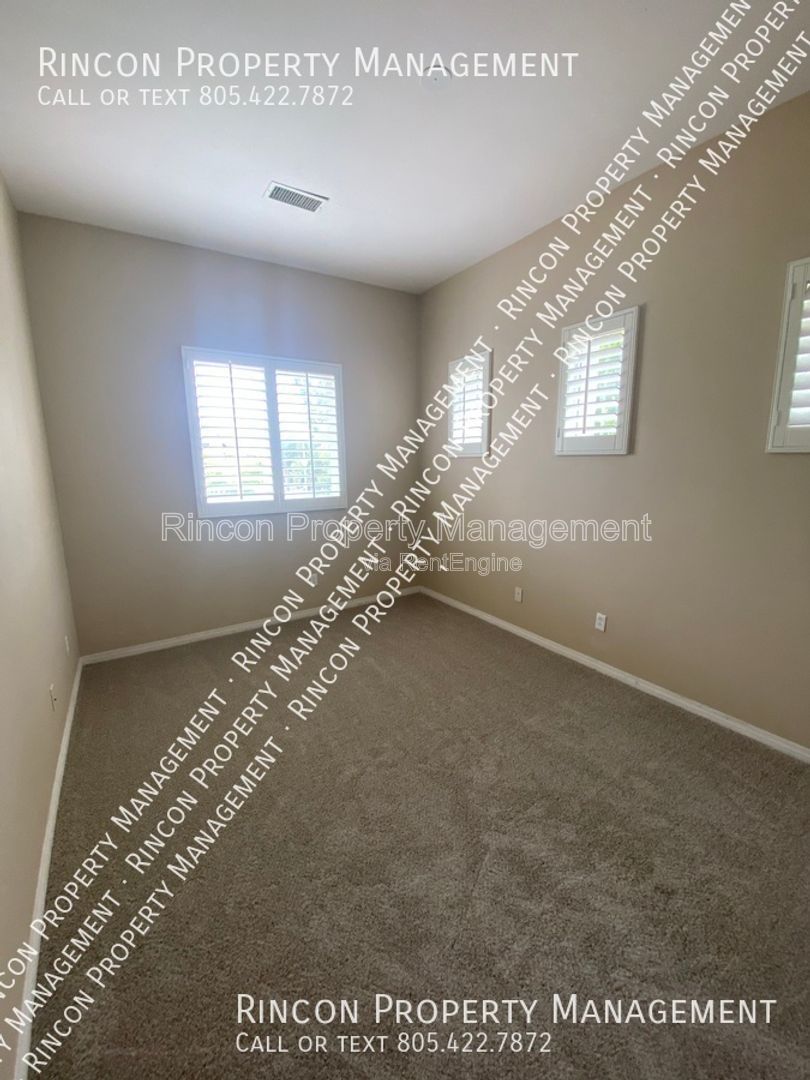 Spacious 4-Bedroom Home Near Pt. Mugu & CSU Channel Islands property image