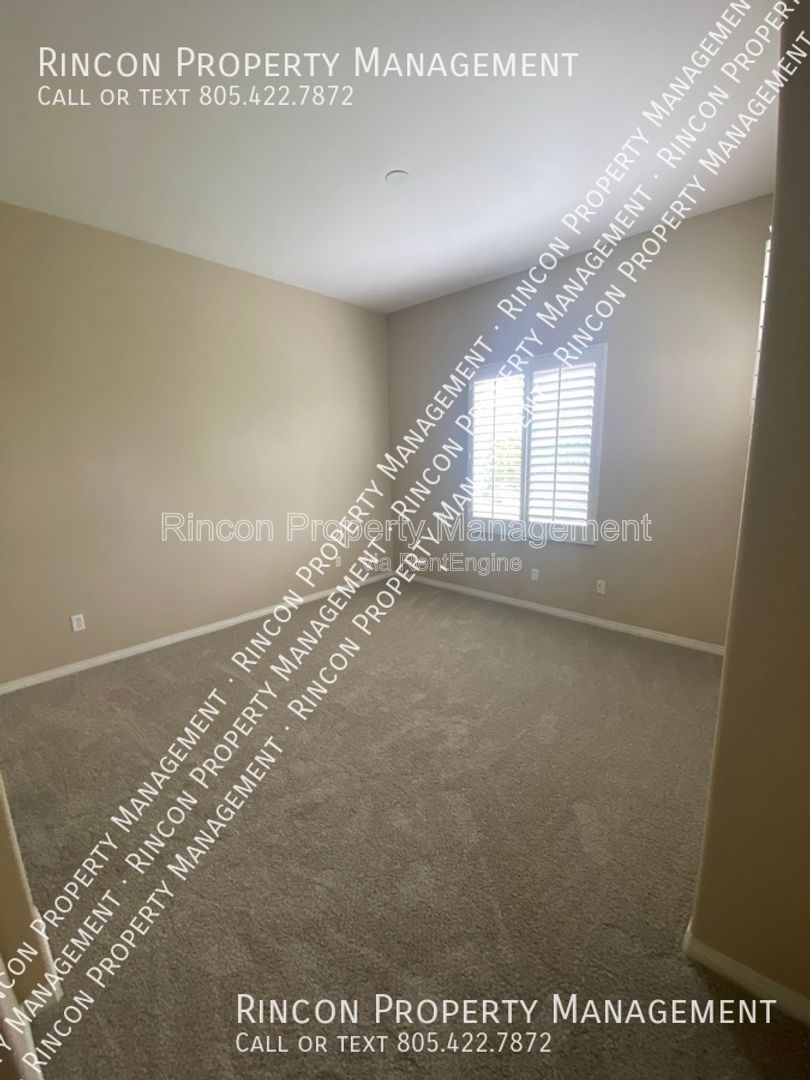 Spacious 4-Bedroom Home Near Pt. Mugu & CSU Channel Islands property image