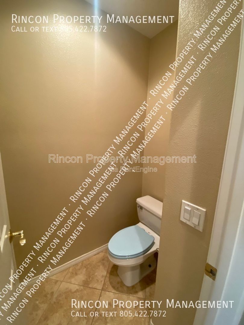 Spacious 4-Bedroom Home Near Pt. Mugu & CSU Channel Islands property image