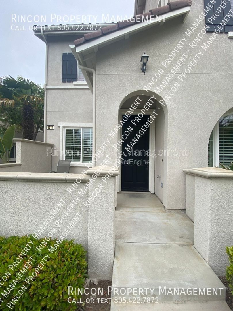 Spacious 4-Bedroom Home Near Pt. Mugu & CSU Channel Islands property image