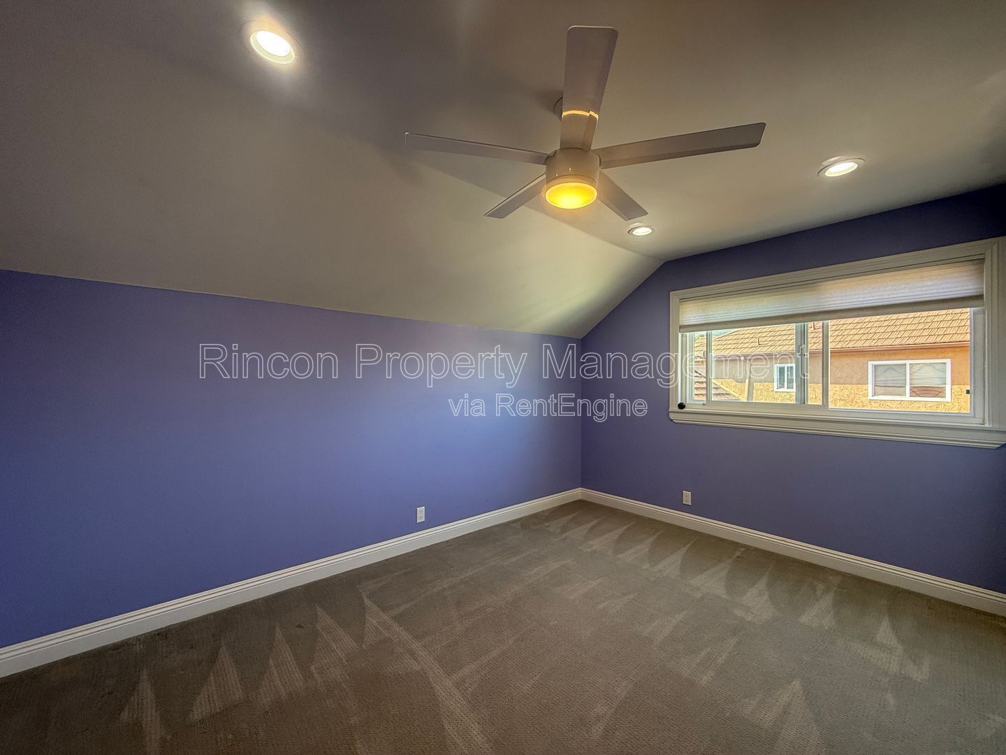 Spacious Thousand Oaks Home *4 Bedrooms/3 Baths* property image