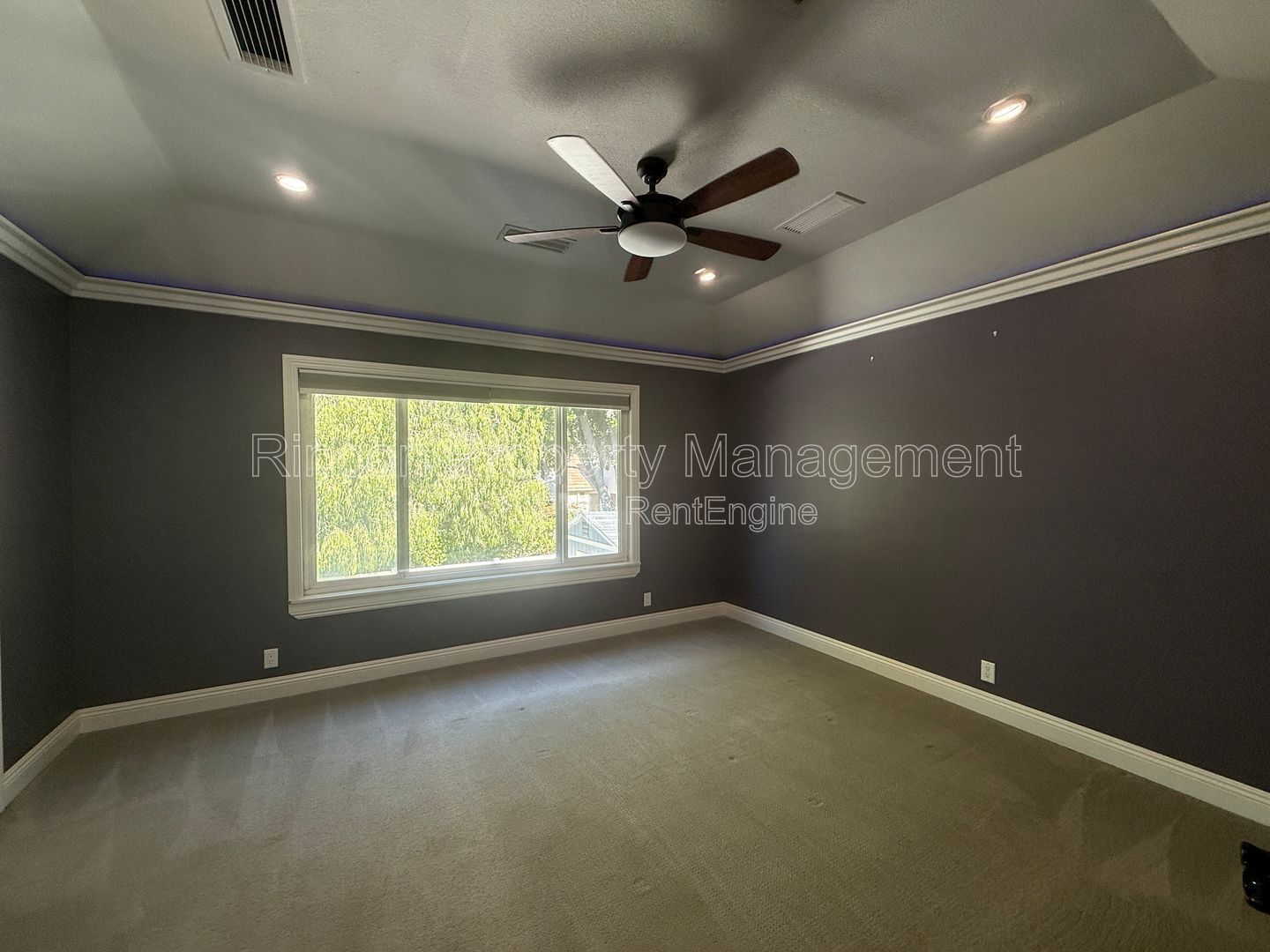 Spacious Thousand Oaks Home *4 Bedrooms/3 Baths* property image