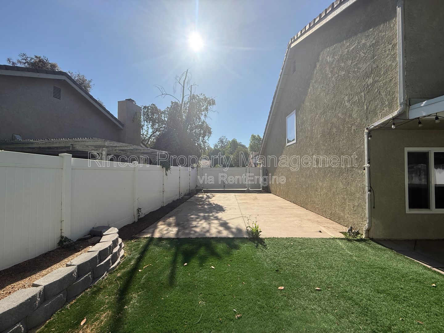 Spacious Thousand Oaks Home *4 Bedrooms/3 Baths* property image