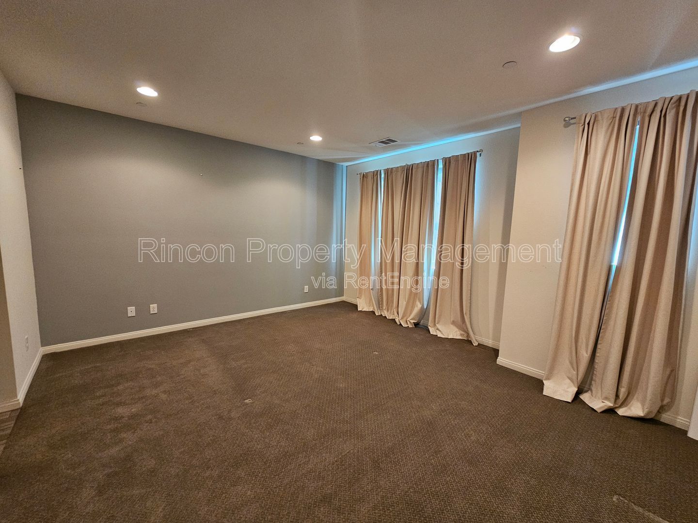 ***Spacious 3-Bedroom Home Available in Simi Valley*** property image