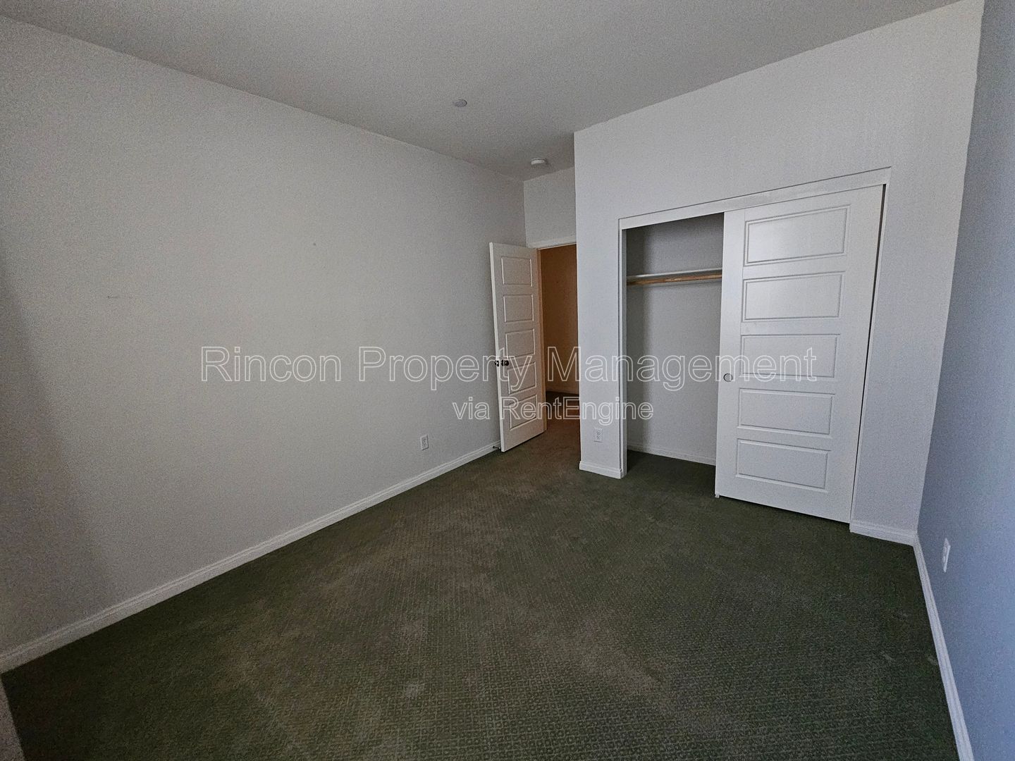 ***Spacious 3-Bedroom Home Available in Simi Valley*** property image