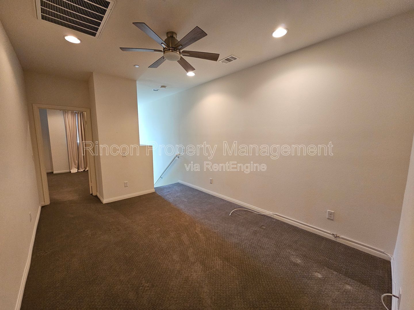 ***Spacious 3-Bedroom Home Available in Simi Valley*** property image
