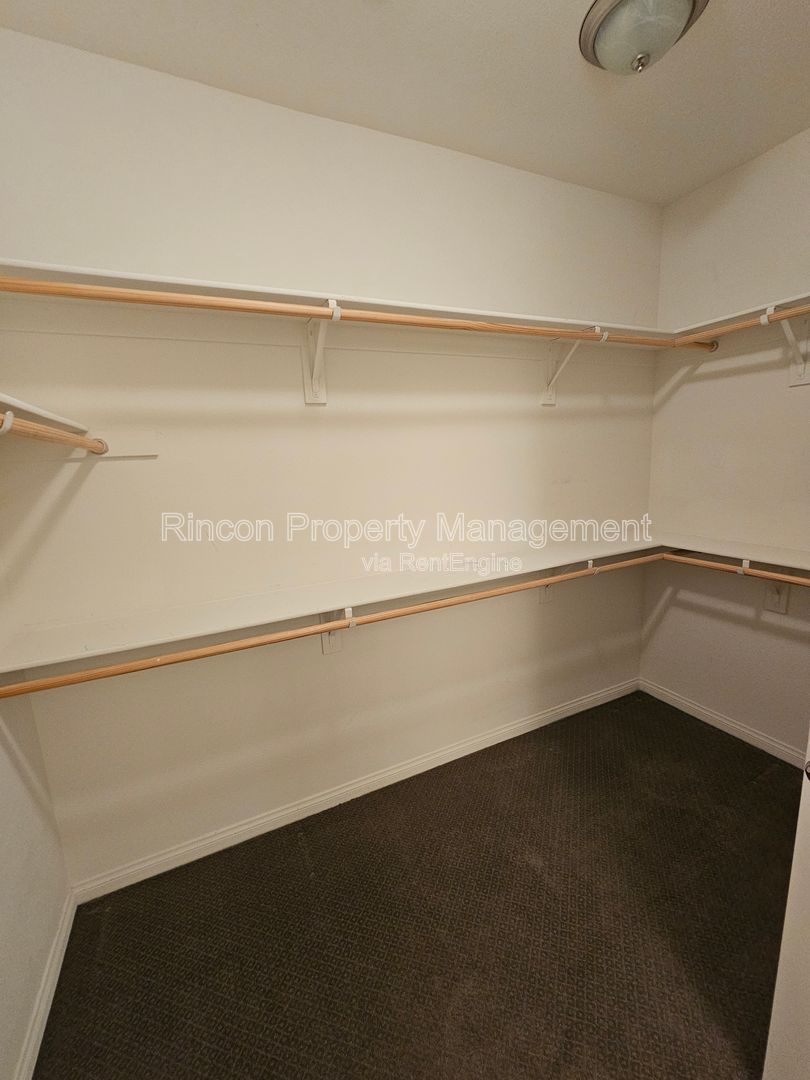 ***Spacious 3-Bedroom Home Available in Simi Valley*** property image