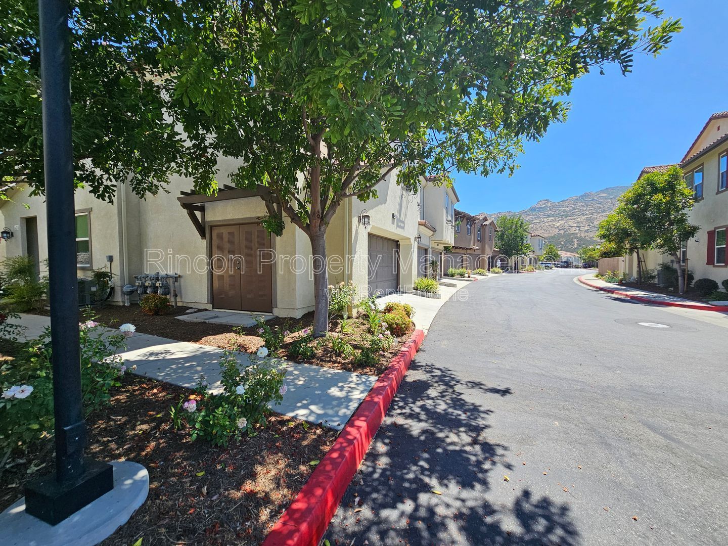 ***Spacious 3-Bedroom Home Available in Simi Valley*** property image