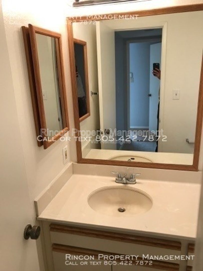 Two Bedroom Townhome--Warwick Townhomes-Thousand Oaks property image