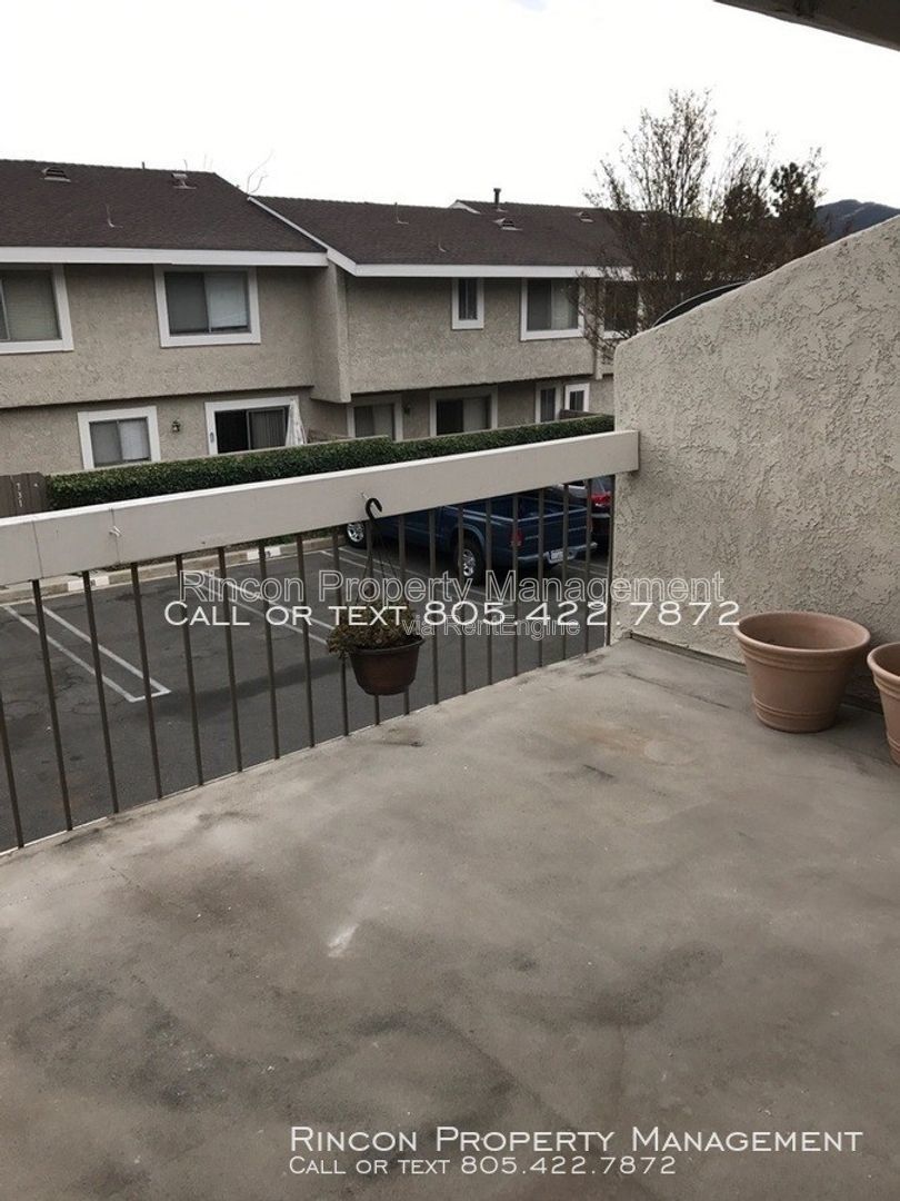 Two Bedroom Townhome--Warwick Townhomes-Thousand Oaks property image