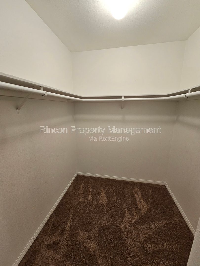 Turnkey Coastal Living in Yankee Landing! property image