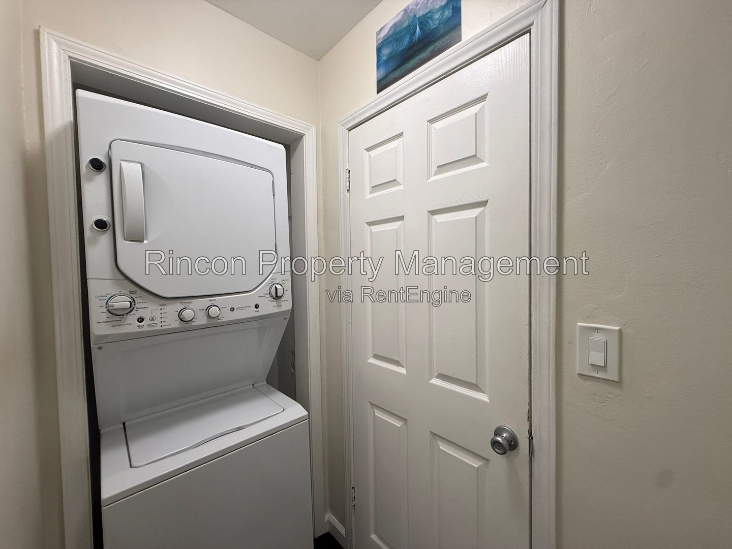 North Oxnard Home *Single Story* 3 Bedrooms/2 Baths 1158 sq ft property image