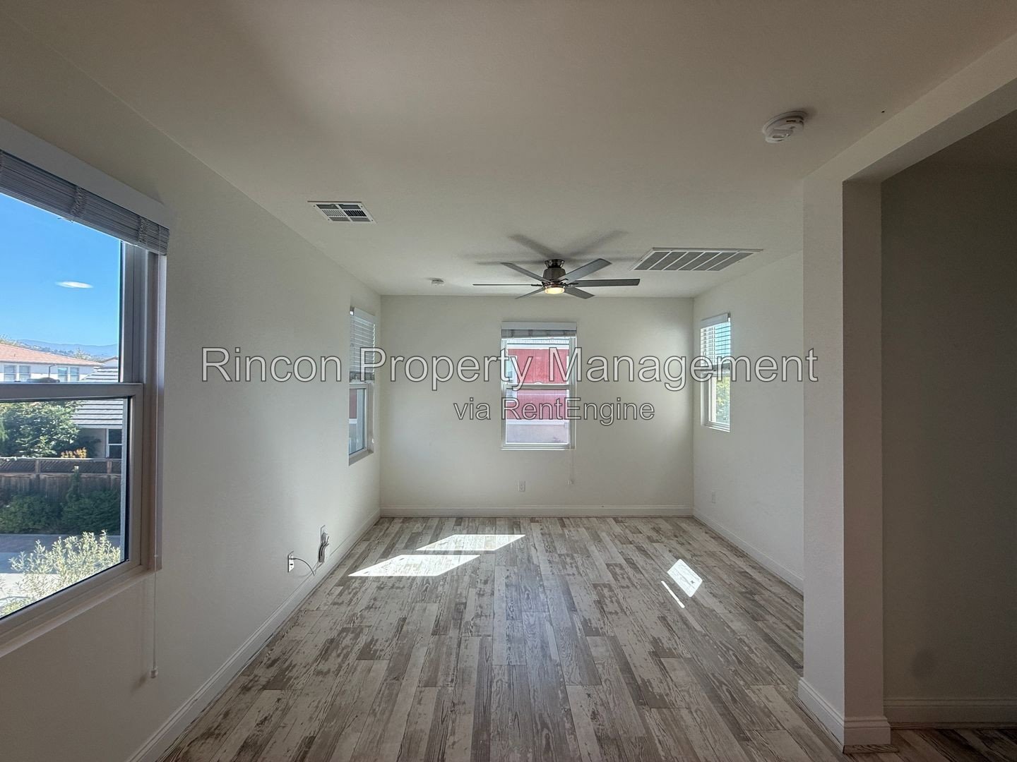 Gorgeous Studio Apartment *The Farm-Ventura***STUDIO ONLY** Utilities Included* property image