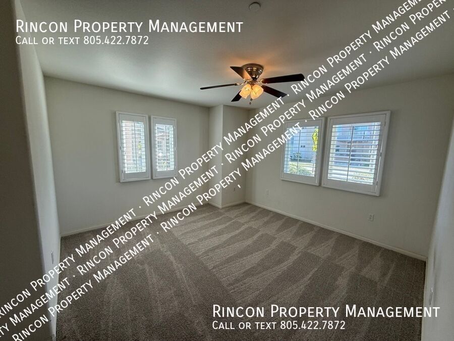 Ground Level Condo *Hearthside Ventura* 3 Bedrooms/2 Baths property image