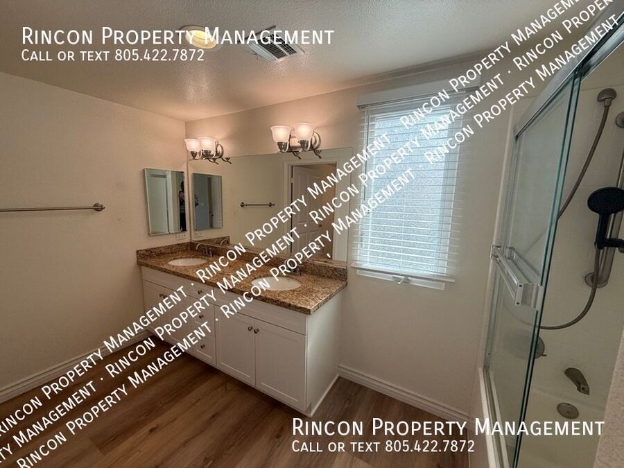 Ground Level Condo *Hearthside Ventura* 3 Bedrooms/2 Baths property image