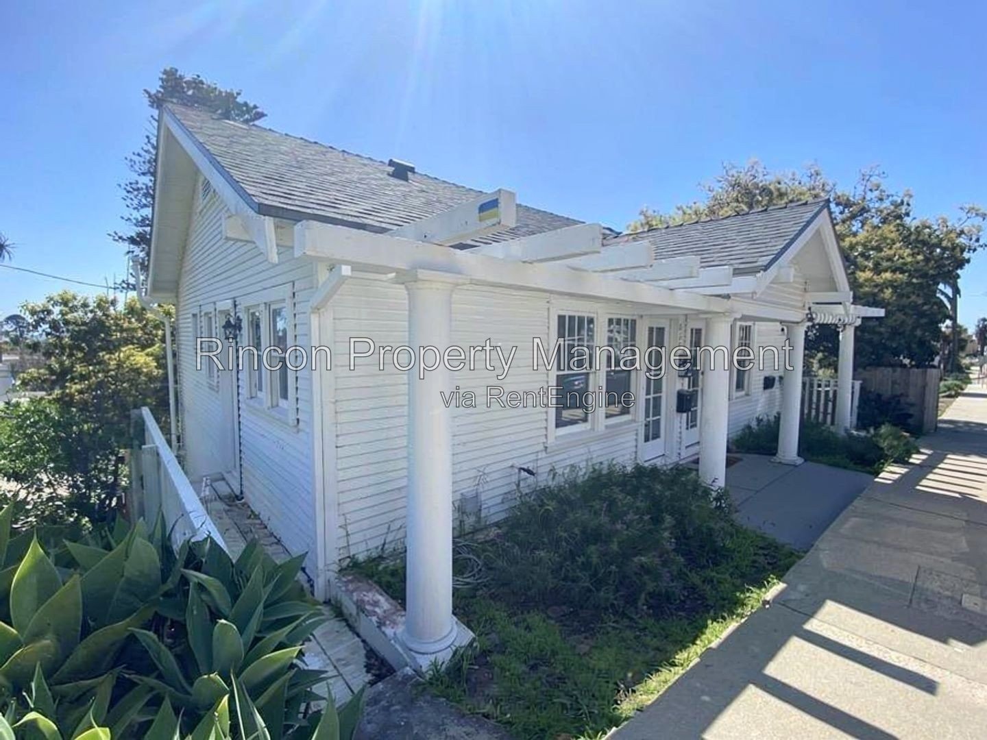 Downtown Ventura 1 Bed/1 Bath *1 Block from Main Street* property image