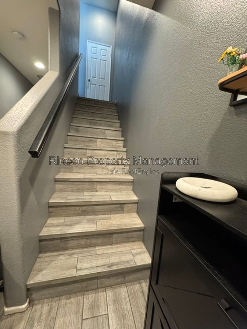 Spacious 3-Bedroom Single-Family Home in Camarillo property image