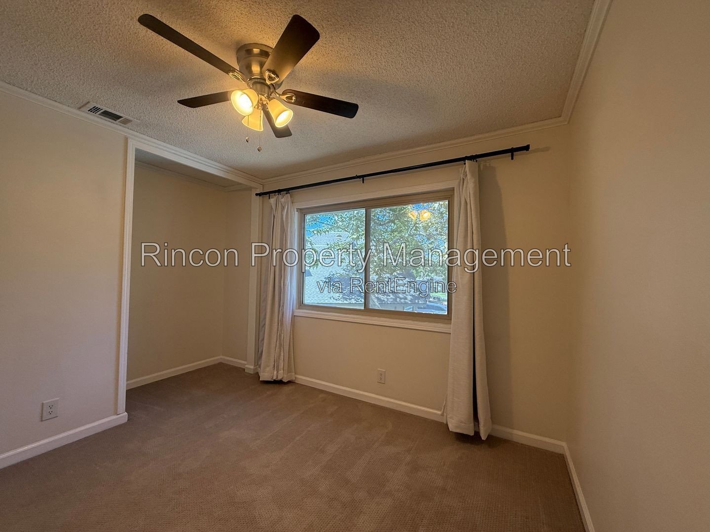 Corner Townhome *Rancho Tomas Townhomes* property image