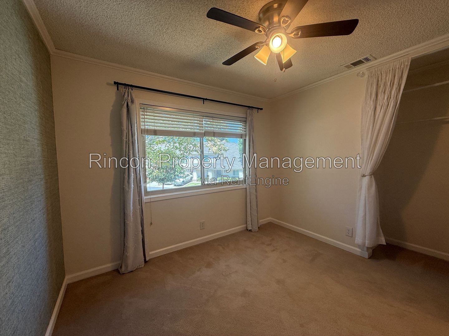 Corner Townhome *Rancho Tomas Townhomes* property image