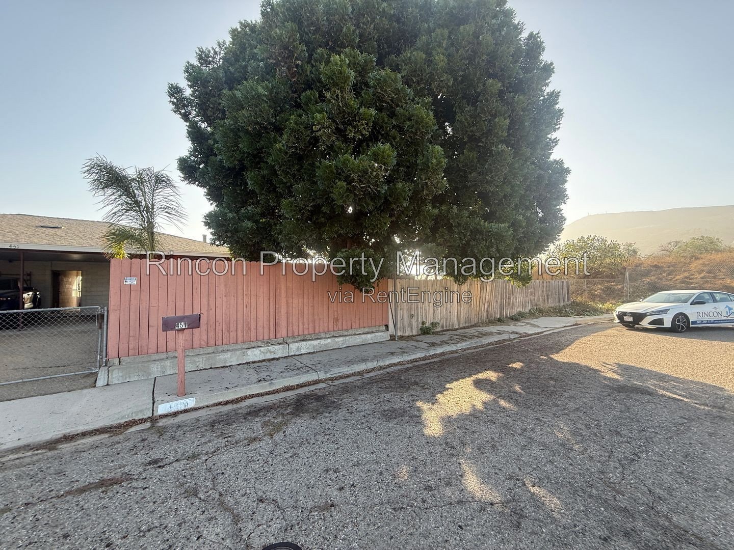*Newly Updated 2 Bedroom Duplex unit in Santa Paula* property image