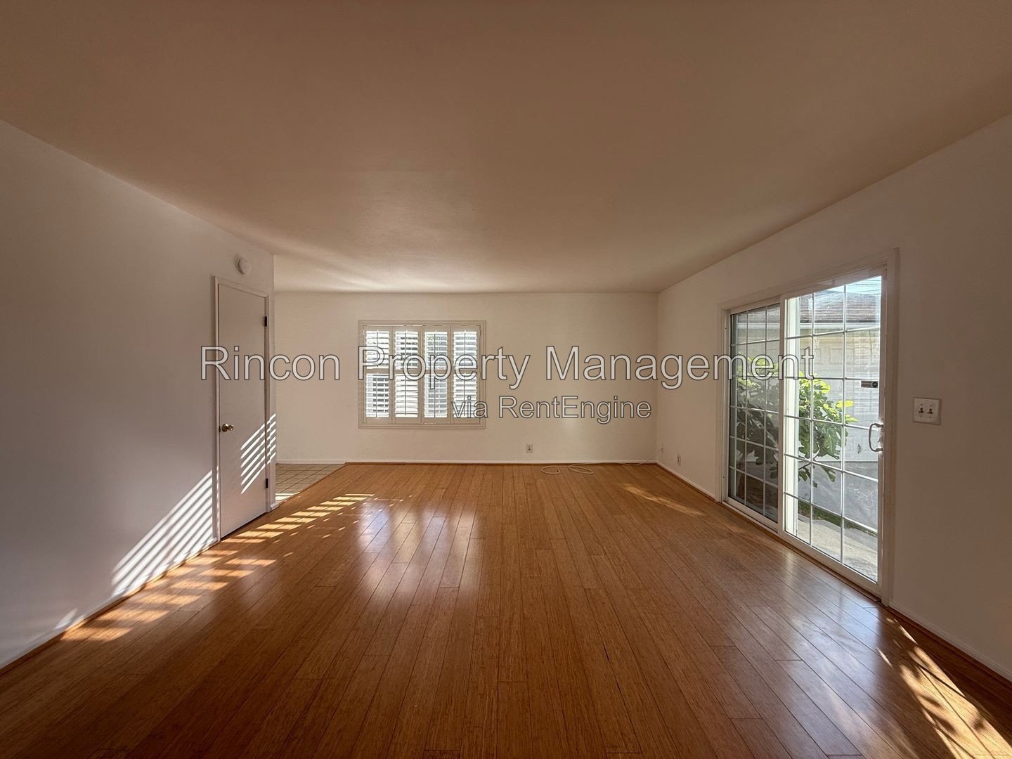Available NOW *Midtown Home--3 Bedrooms/2.5 Baths* property image