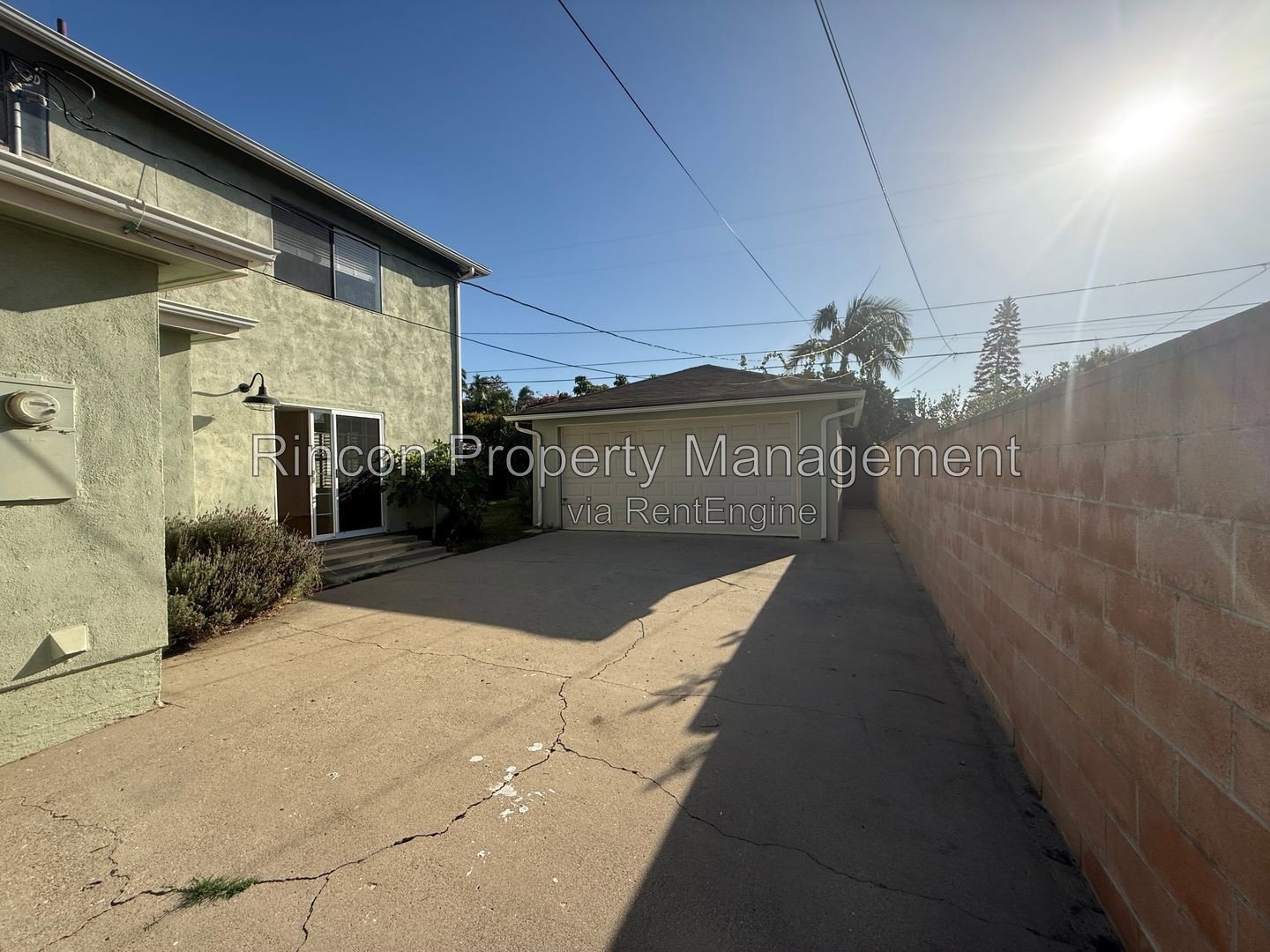 Available NOW *Midtown Home--3 Bedrooms/2.5 Baths* property image
