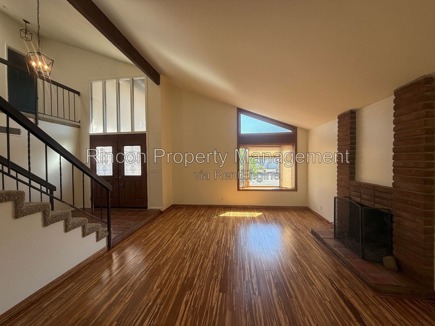 Stunning 3-Bedroom Single-Family Home in Ojai property image