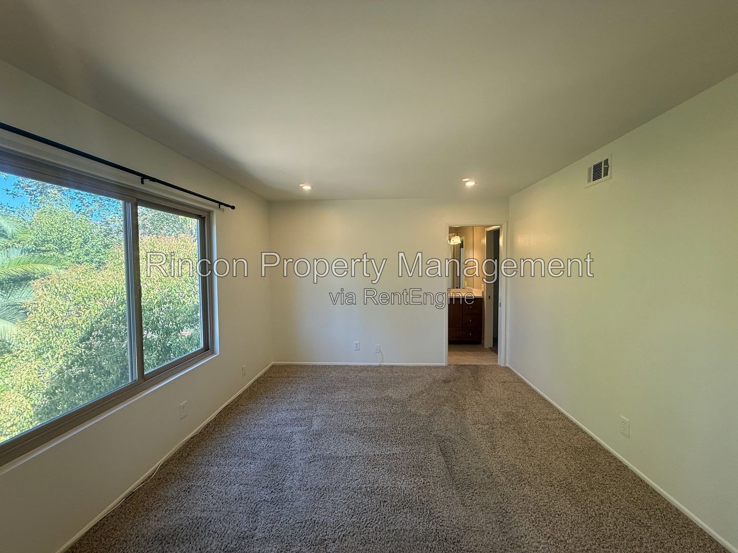 Stunning 3-Bedroom Single-Family Home in Ojai property image