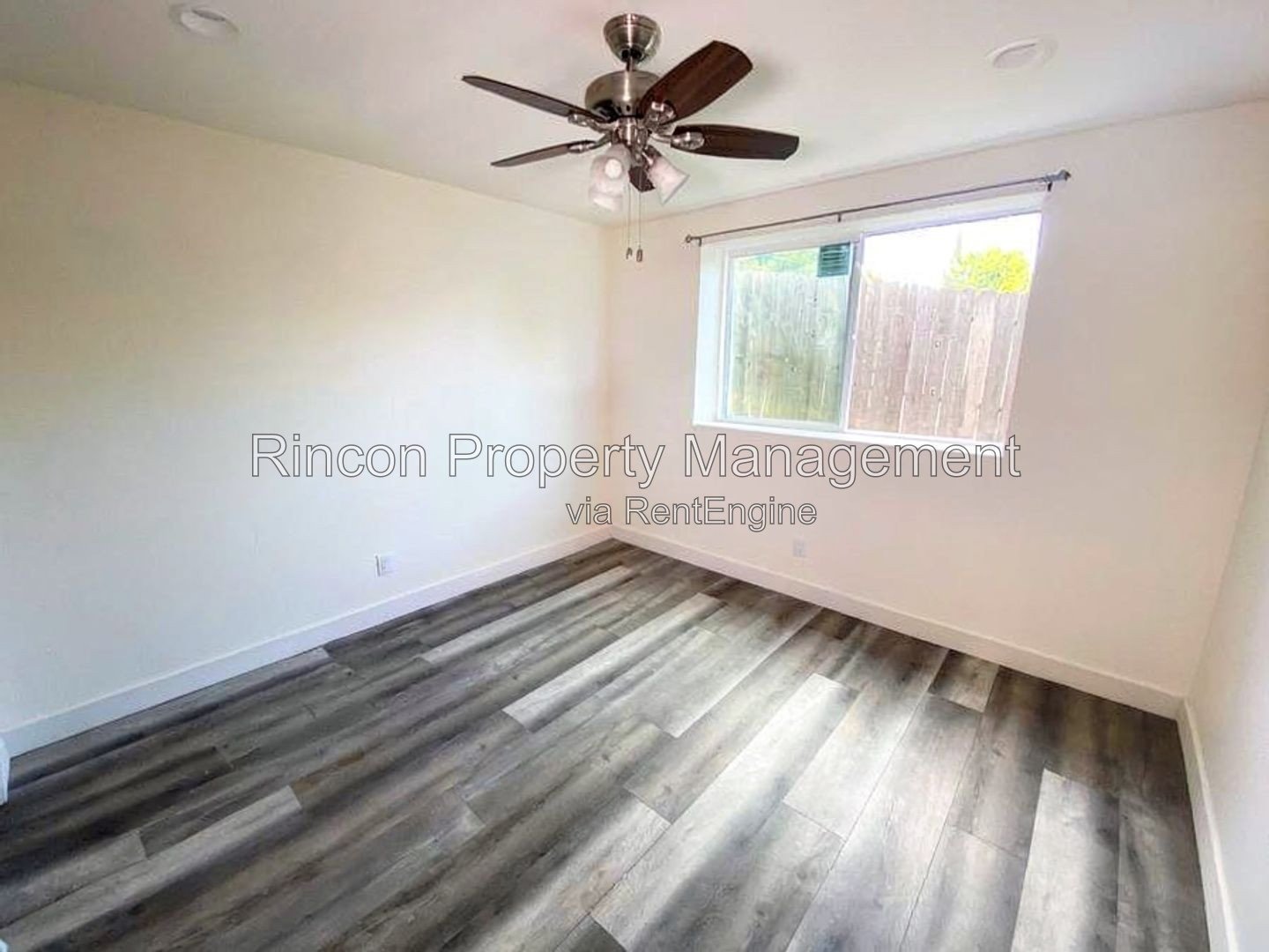 1 bedroom/1 bath *Thousand Oaks* property image