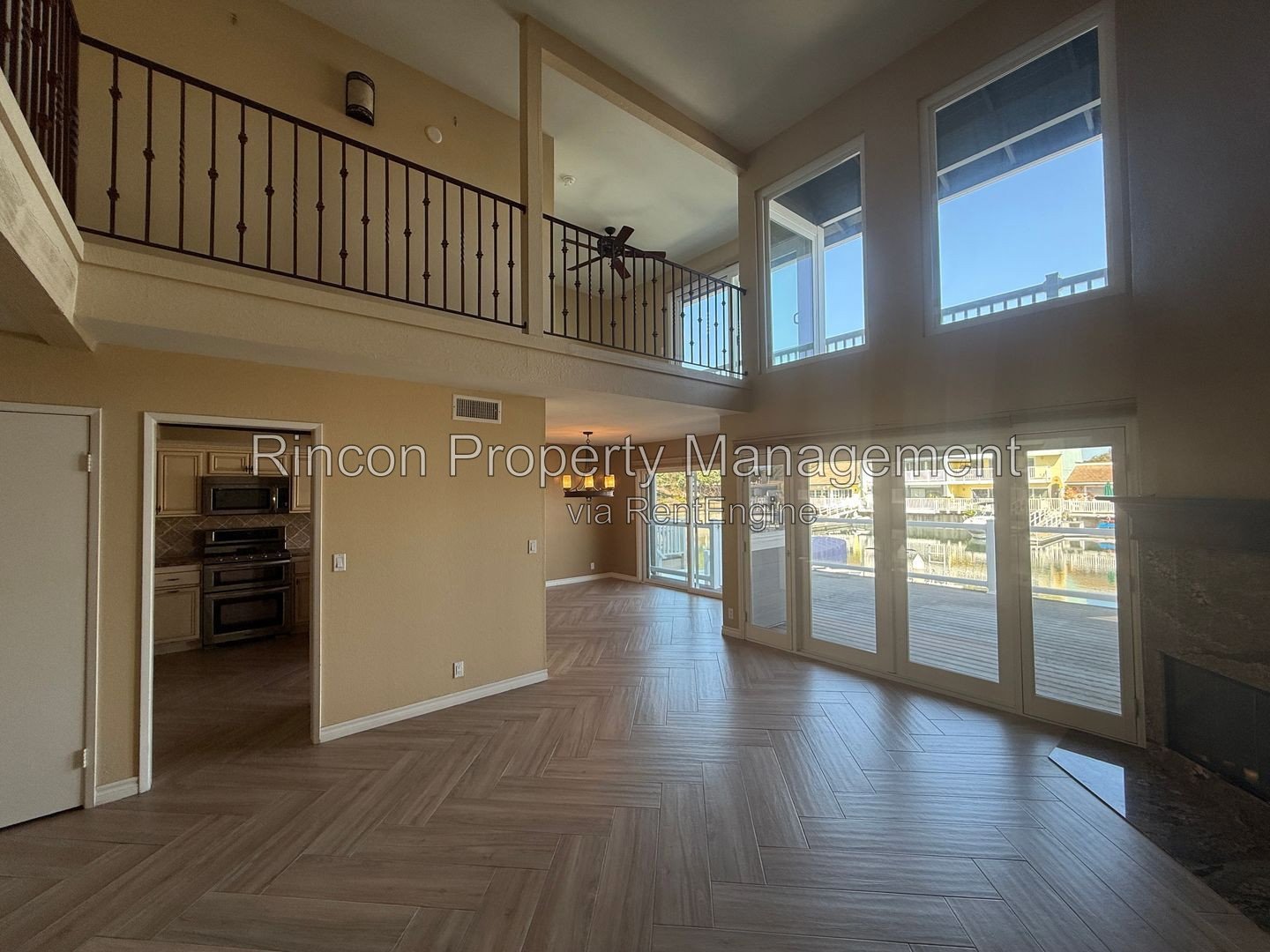 Stunning Waterfront Home with Private Boat Dock in Oxnard! property image