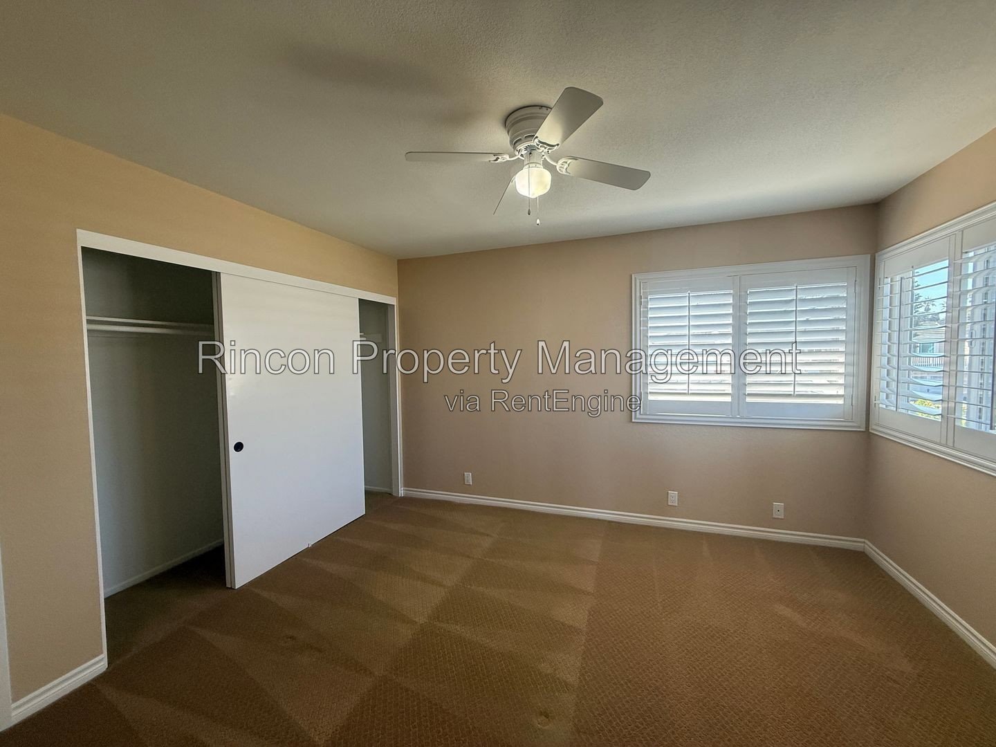 Stunning Waterfront Home with Private Boat Dock in Oxnard! property image